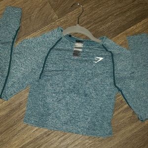 Gym shark long sleeve top